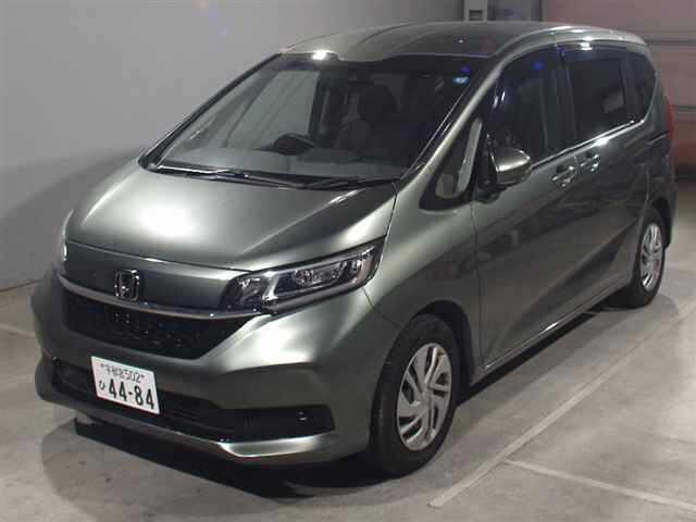 HONDA FREED — фото