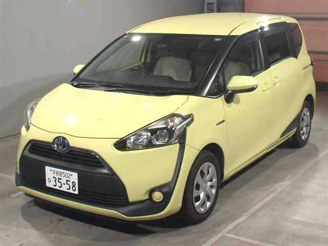 TOYOTA SIENTA — фото