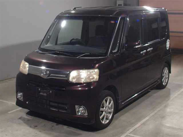 DAIHATSU TANTO — фото