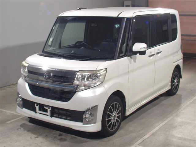 DAIHATSU TANTO — фото