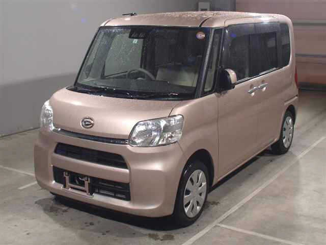 DAIHATSU TANTO — фото