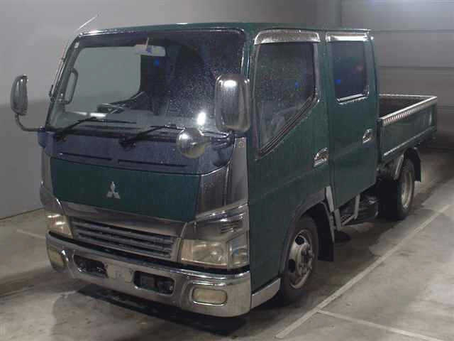 MITSUBISHI CANTER — фото