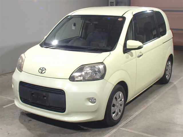 TOYOTA PORTE — фото