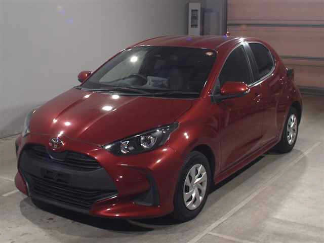 TOYOTA YARIS — фото