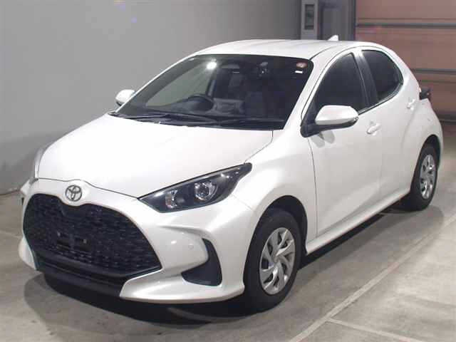 TOYOTA YARIS — фото