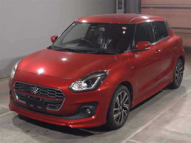 SUZUKI SWIFT — фото