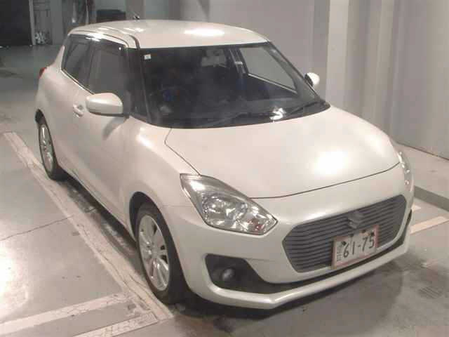 SUZUKI SWIFT — фото