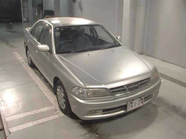 TOYOTA CARINA — фото