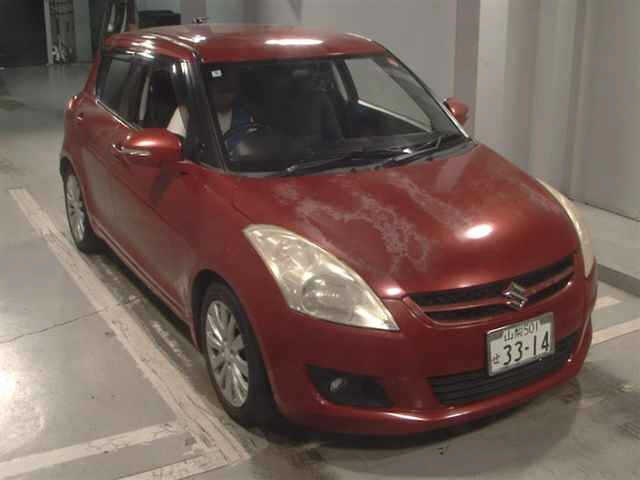 SUZUKI SWIFT — фото