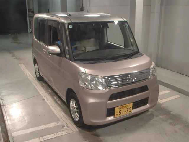 DAIHATSU TANTO — фото