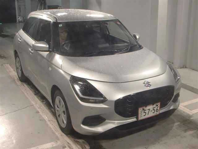 SUZUKI SWIFT — фото