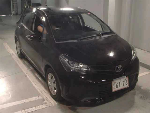 TOYOTA VITZ — фото