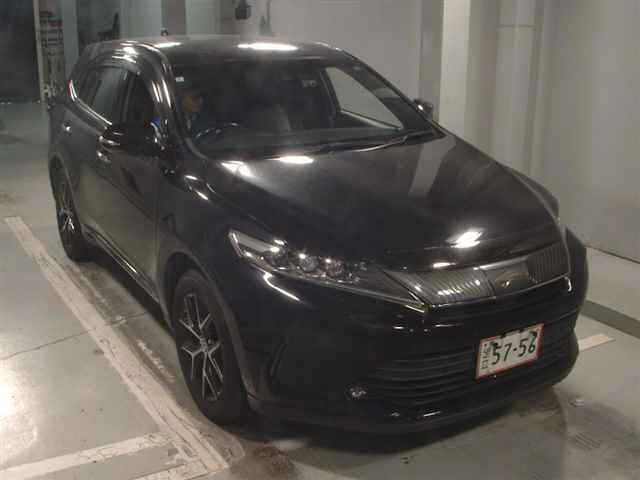 TOYOTA HARRIER — фото