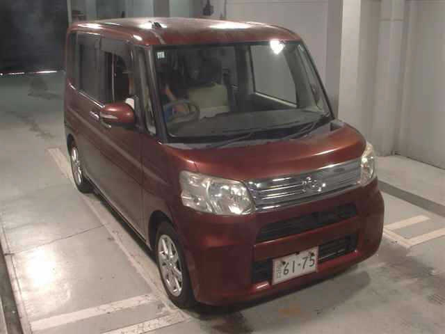 DAIHATSU TANTO — фото