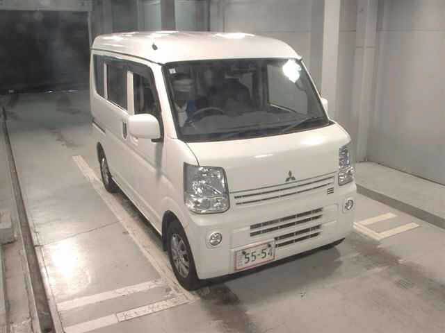 MITSUBISHI MINICAB VAN