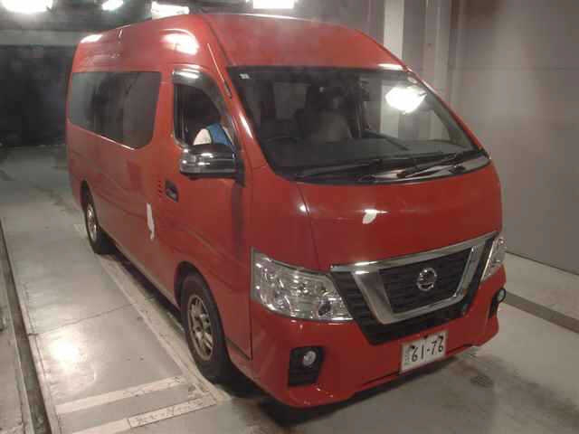 NISSAN CARAVAN — фото