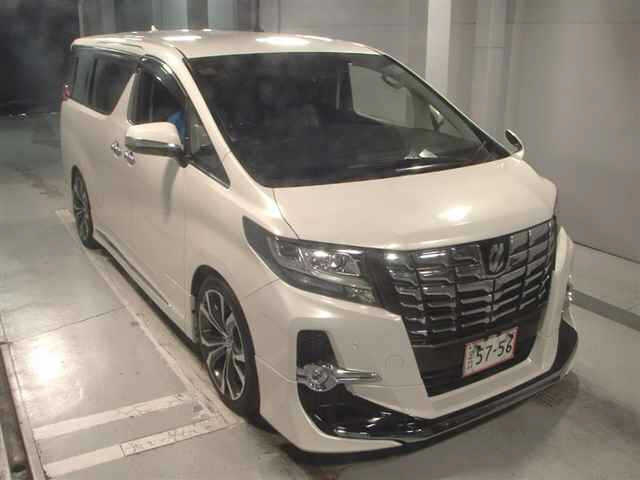 TOYOTA ALPHARD — фото