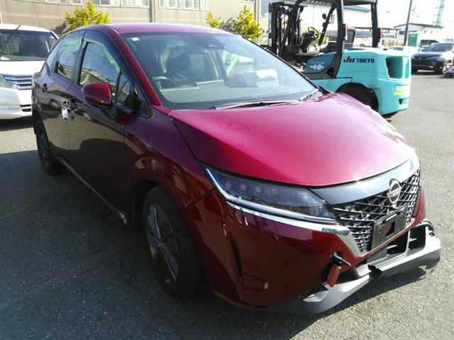 NISSAN NOTE — фото