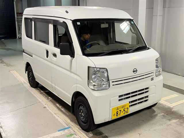 NISSAN CLIPPER VAN