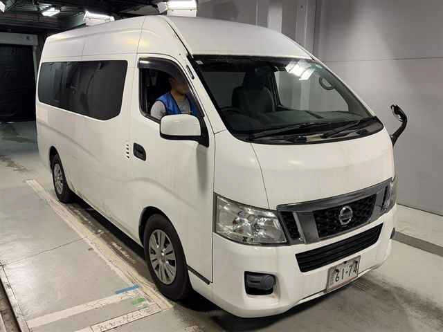 NISSAN CARAVAN — фото