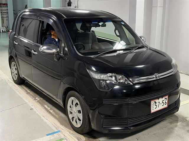 TOYOTA SPADE