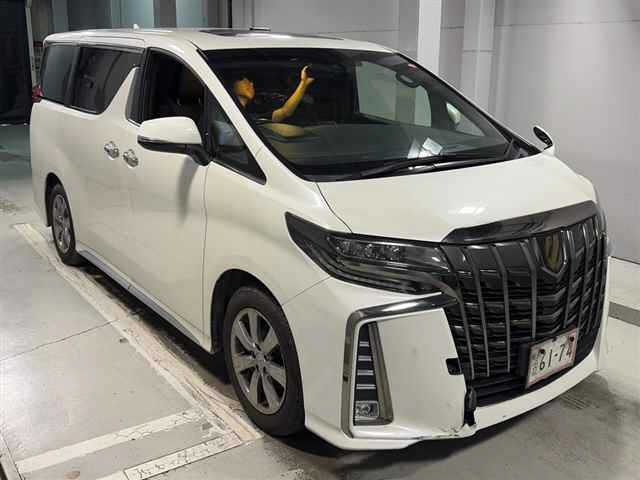 TOYOTA ALPHARD — фото