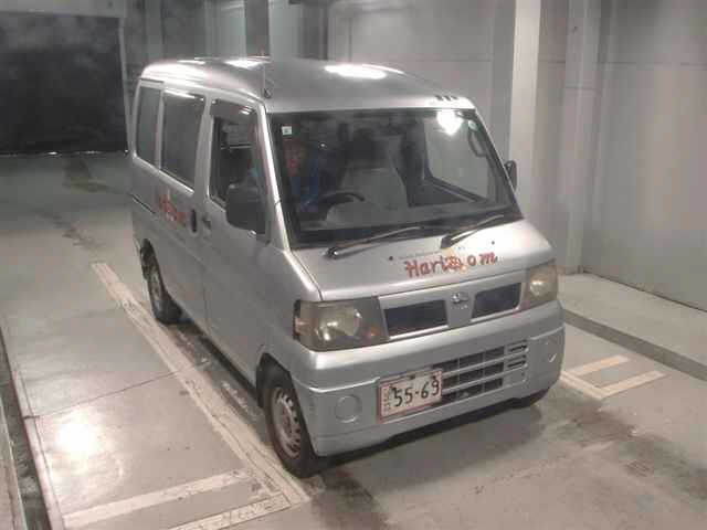 NISSAN CLIPPER VAN
