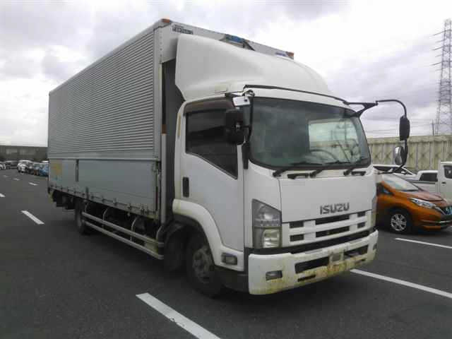ISUZU FORWARD — фото