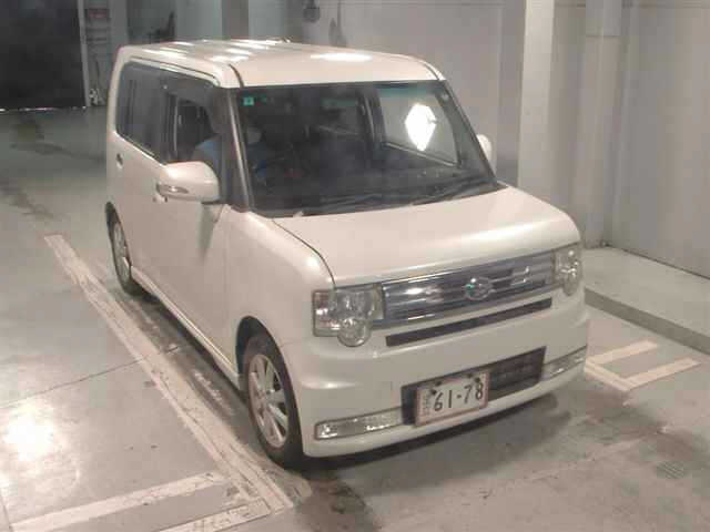 DAIHATSU MOVE CONTE