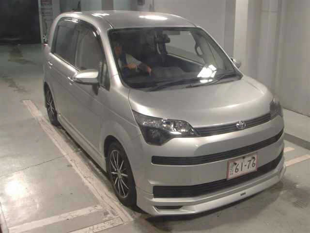TOYOTA SPADE