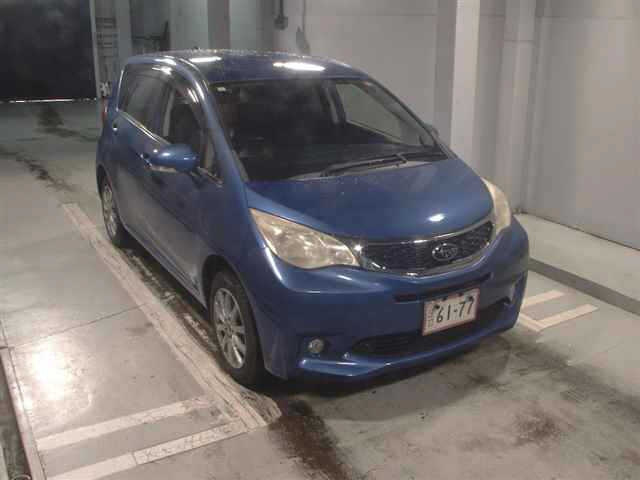 SUBARU TREZIA
