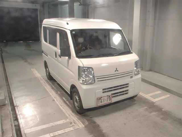 MITSUBISHI MINICAB VAN