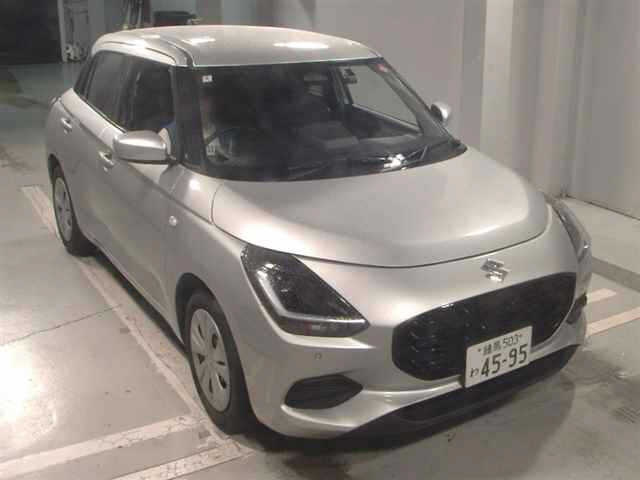 SUZUKI SWIFT — фото