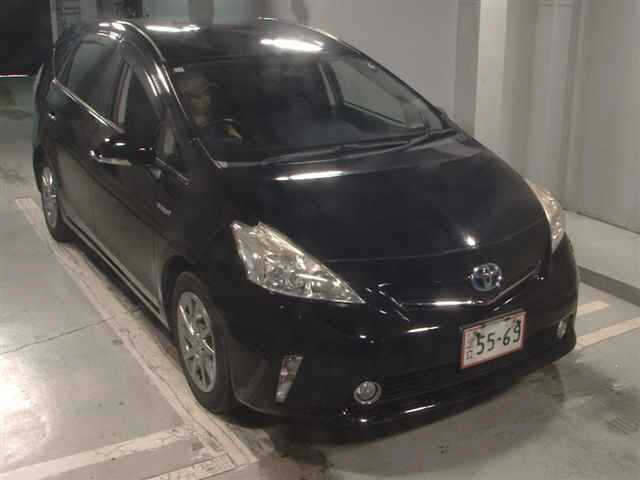 TOYOTA PRIUS — фото