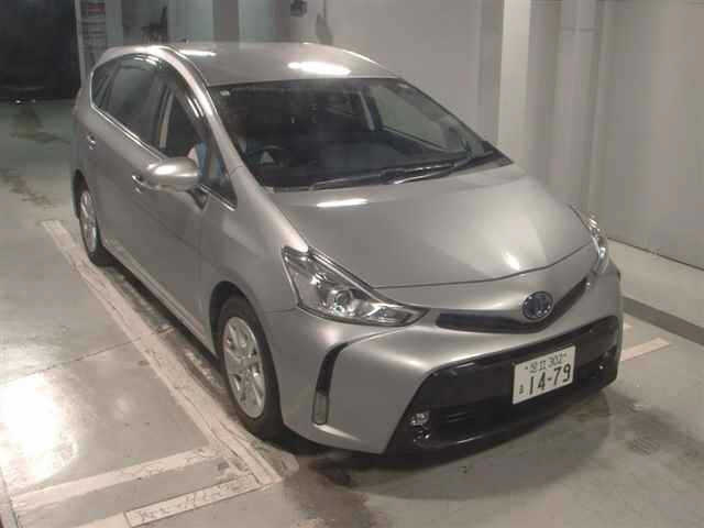 TOYOTA PRIUS — фото