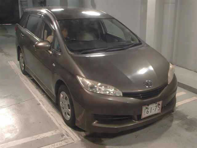 TOYOTA WISH