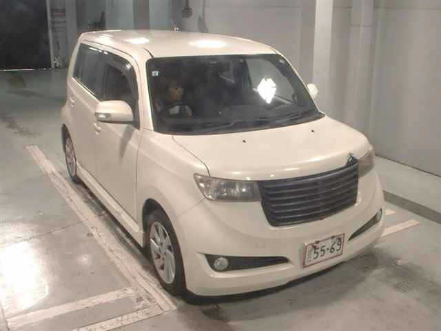TOYOTA BB