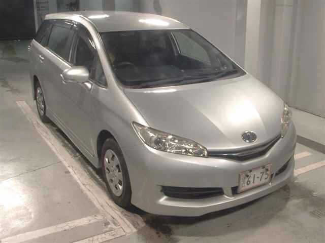 TOYOTA WISH