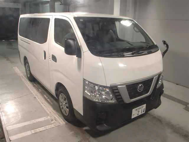 NISSAN CARAVAN — фото