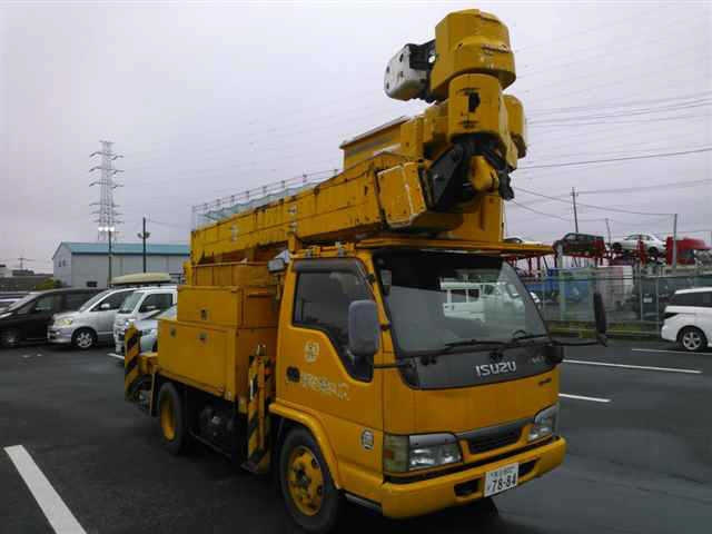 ISUZU ELF — фото