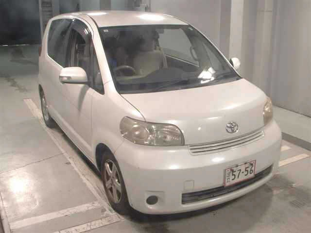 TOYOTA PORTE — фото