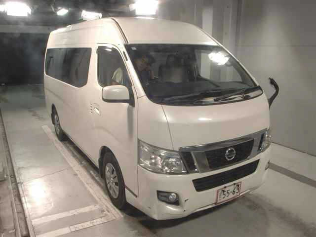 NISSAN CARAVAN — фото