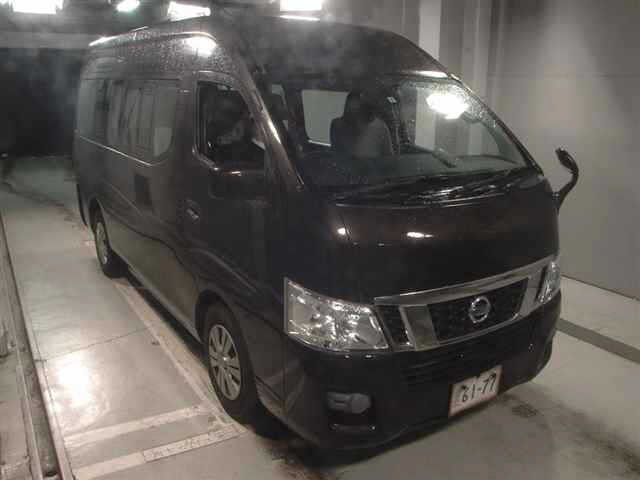 NISSAN CARAVAN — фото