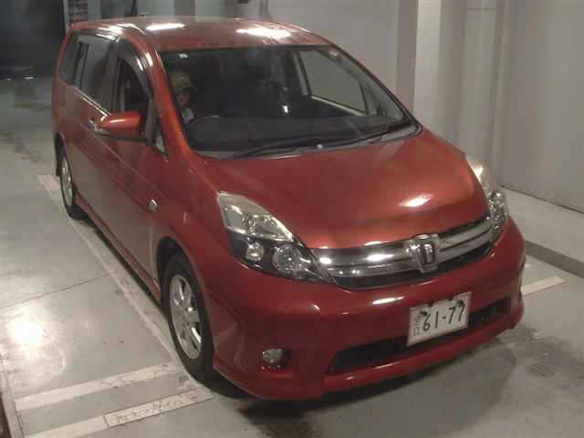 TOYOTA ISIS