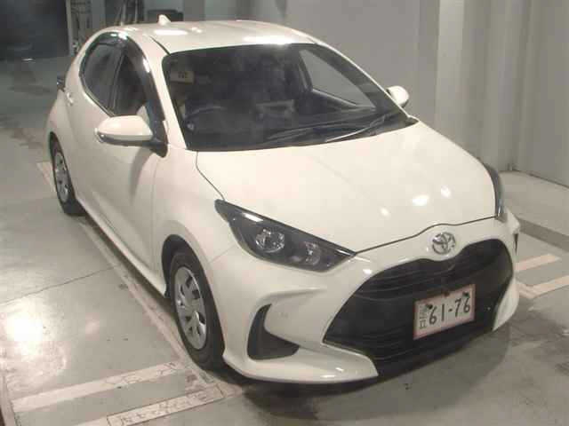 TOYOTA YARIS — фото