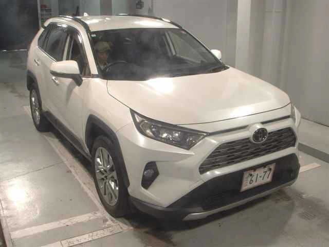 TOYOTA RAV4 — фото