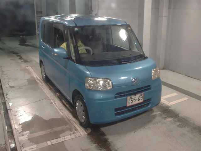 DAIHATSU TANTO — фото