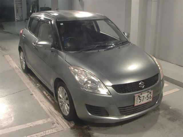 SUZUKI SWIFT — фото