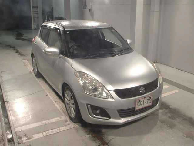SUZUKI SWIFT — фото