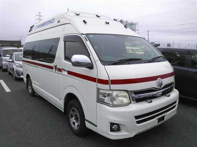 TOYOTA HIACE — фото
